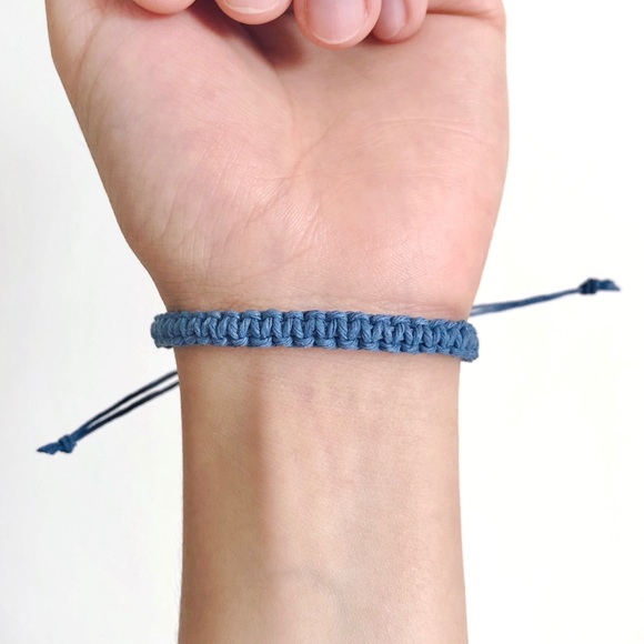 Smokey Blue Hemp Square-Knot Bracelet - Picture 2 of 4